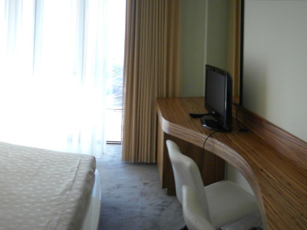 Akhtamar Hotel Cjsc Arzakan Eksteriør bilde