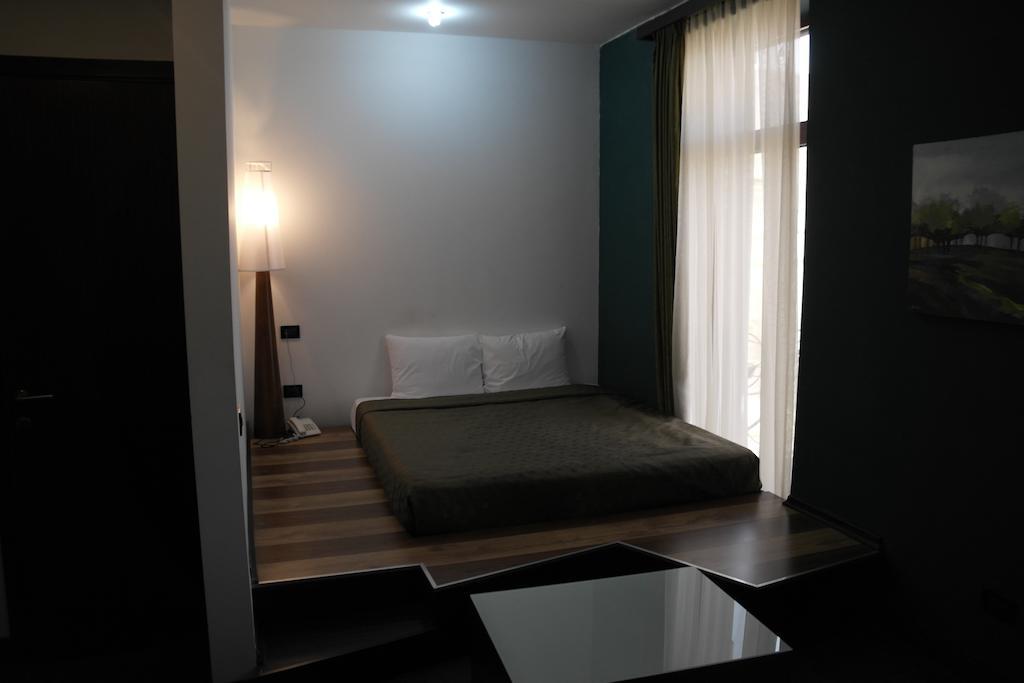 Akhtamar Hotel Cjsc Arzakan Rom bilde